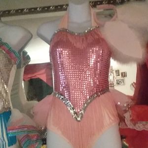 Dance / performance wear